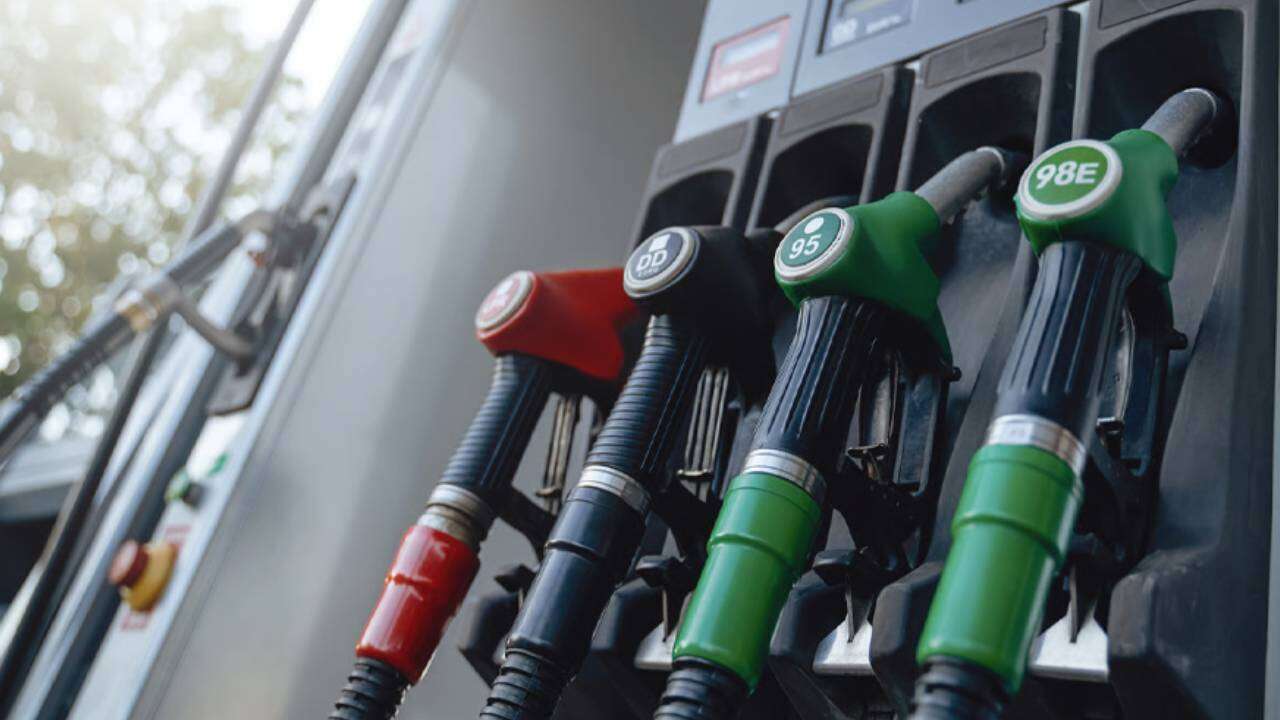 Benzin ve motorinde 'Eşel Mobil' depremi: 1 Ekim sabahı pompada tarihi zam geliyor! 6